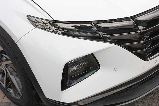 Hyundai TUCSON 1.6 TGDi Premium 5dr 2WD White