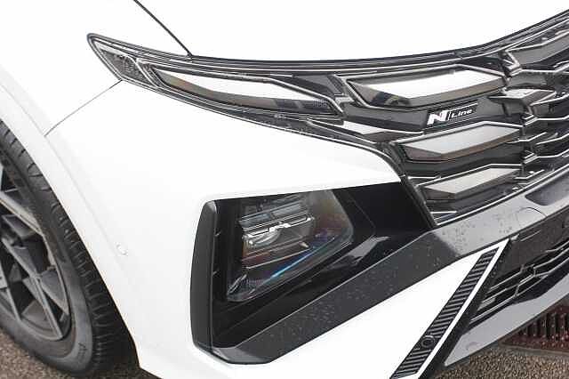 Hyundai TUCSON 1.6T Hybrid N Line S 5dr Auto White