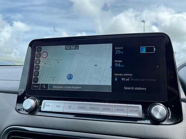 Hyundai KONA 64kWh Ultimate SUV 5dr Electric Auto (10.5kW Charger) (204 ps)