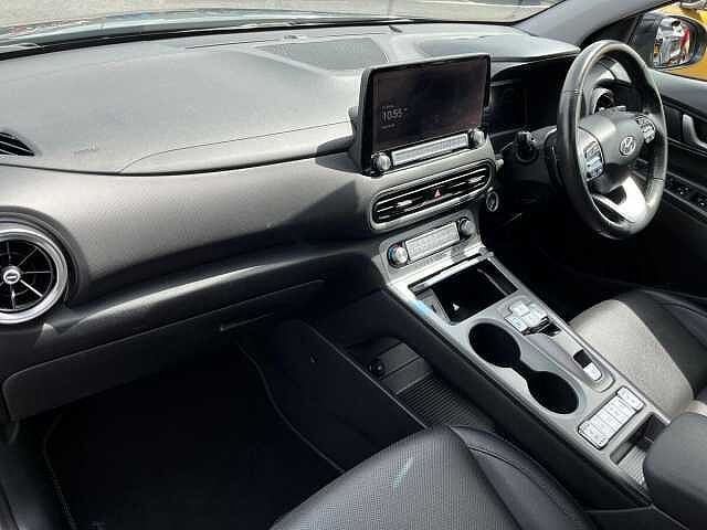 Hyundai KONA 64kWh Ultimate SUV 5dr Electric Auto (10.5kW Charger) (204 ps)