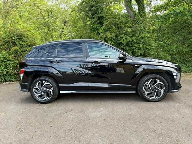 Hyundai KONA 1.6 GDi Hybrid N Line 5dr DCT Abyss Black