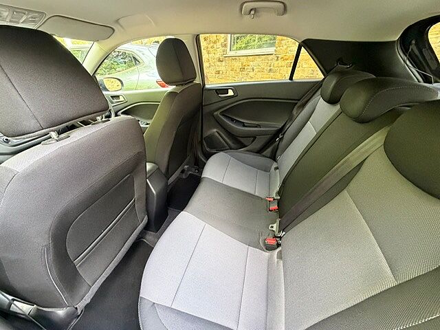 Hyundai I20 1.2 MPi Play 5dr Aurora Grey