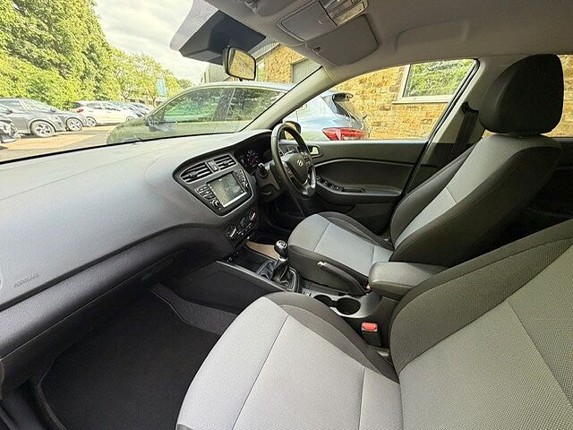 Hyundai I20 1.2 MPi Play 5dr Aurora Grey