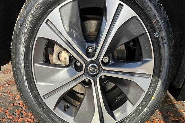 Nissan LEAF 5 DR HATCHBACK E (110kw) 3.Zero