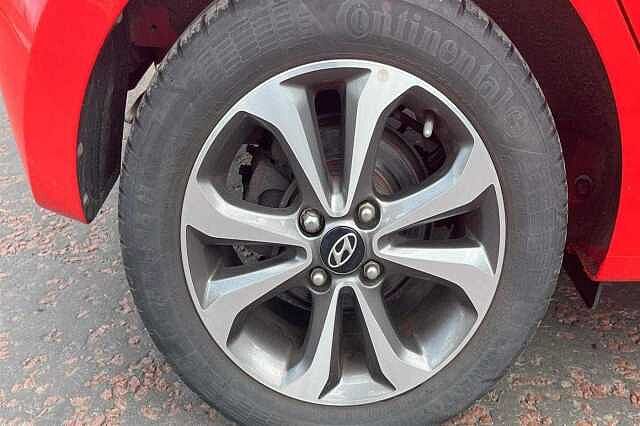Hyundai i10 Hatchback 5d 1.0 (67ps) PLAY