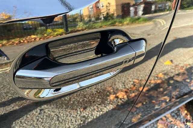 Hyundai INSTER Long Range 49kWh 02 SUV 5dr Electric Auto (115 ps) Black