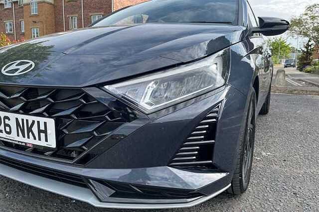 Hyundai i20 1.0 T-GDi Black Line Hatchback 5dr Petrol Manual Euro 6 (s/s) (90 ps)