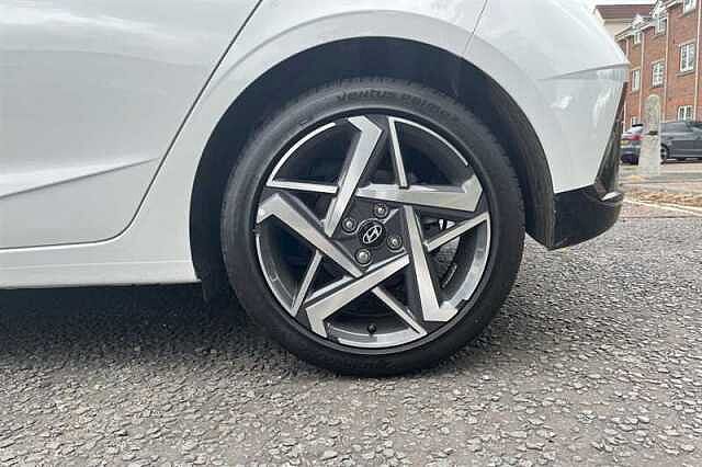 Hyundai I20 1.0 T-GDi Tech Line Hatchback 5dr Petrol DCT Euro 6 (s/s) (90 ps)