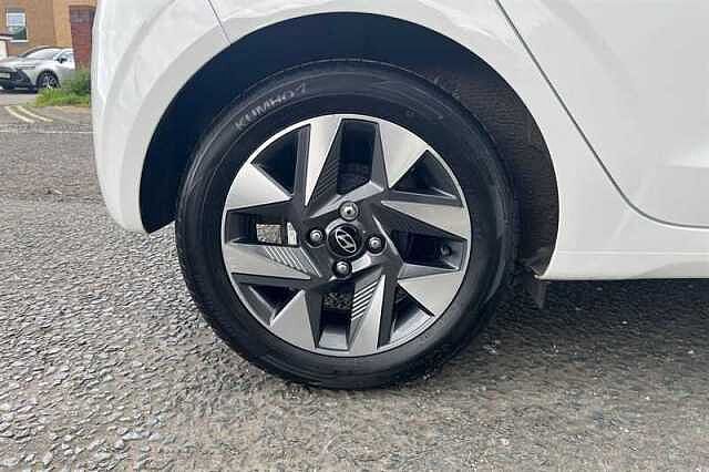 Hyundai I10 1.0 Advance Hatchback 5dr Petrol Manual Euro 6 (s/s) (63 ps) White