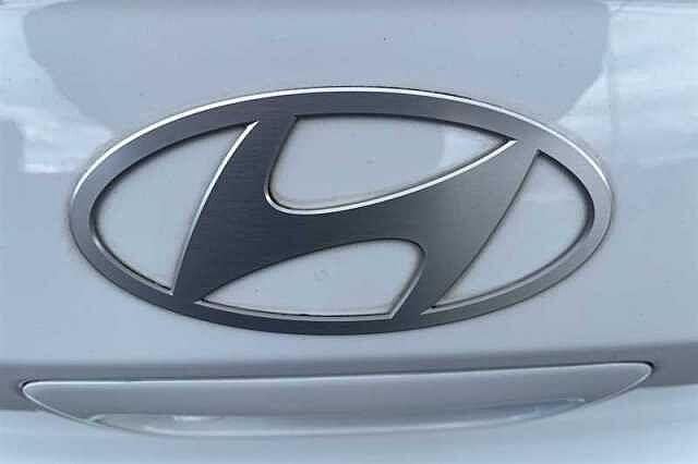 Hyundai I10 1.0 Advance Hatchback 5dr Petrol Manual Euro 6 (s/s) (63 ps) White