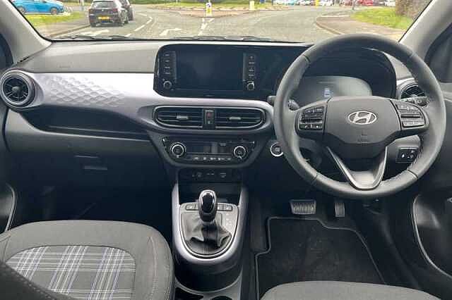 Hyundai I10 1.2 Premium Hatchback 5dr Petrol Auto Euro 6 (s/s) (79 ps)