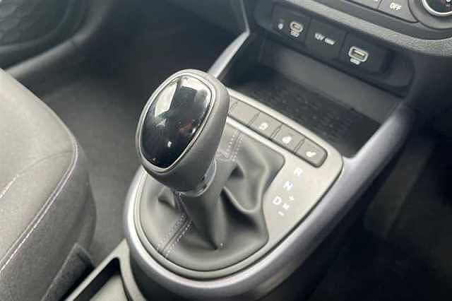Hyundai I10 1.2 Premium Hatchback 5dr Petrol Auto Euro 6 (s/s) (79 ps)