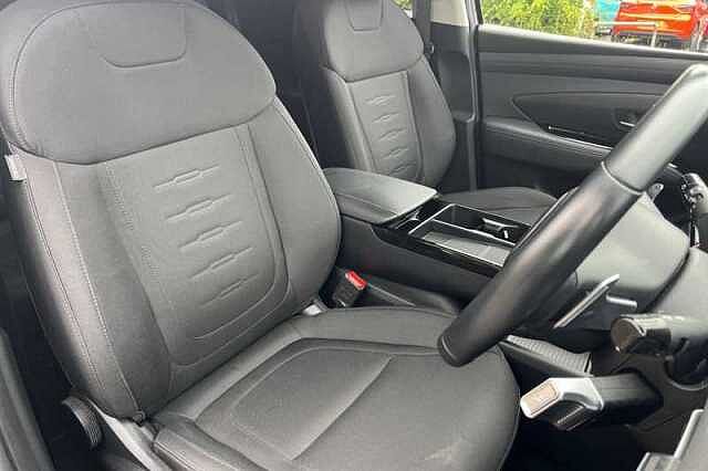 Hyundai TUCSON 1.6 T-GDi Advance SUV 5dr Petrol Hybrid Auto Euro 6 (s/s) (215 ps) Grey