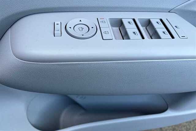 Hyundai KONA 1.6 h-GDi Ultimate SUV 5dr Petrol Hybrid DCT Euro 6 (s/s) (141 ps)