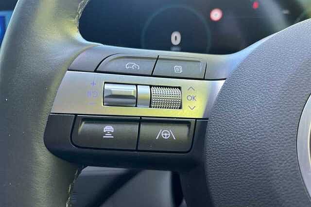 Hyundai KONA 1.6 h-GDi Ultimate SUV 5dr Petrol Hybrid DCT Euro 6 (s/s) (141 ps)