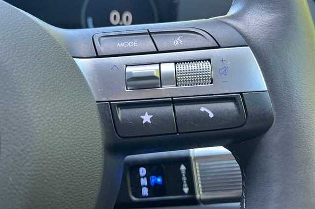 Hyundai KONA 1.6 h-GDi Ultimate SUV 5dr Petrol Hybrid DCT Euro 6 (s/s) (141 ps)