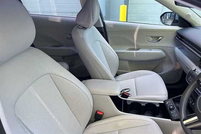 Hyundai KONA 1.6 h-GDi Ultimate SUV 5dr Petrol Hybrid DCT Euro 6 (s/s) (141 ps)
