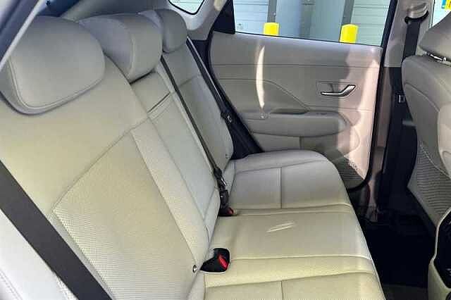 Hyundai KONA 1.6 h-GDi Ultimate SUV 5dr Petrol Hybrid DCT Euro 6 (s/s) (141 ps)