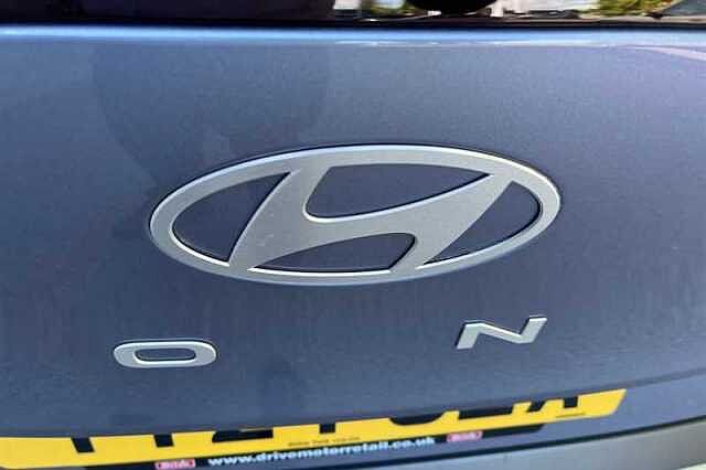 Hyundai KONA 1.6 h-GDi Ultimate SUV 5dr Petrol Hybrid DCT Euro 6 (s/s) (141 ps)