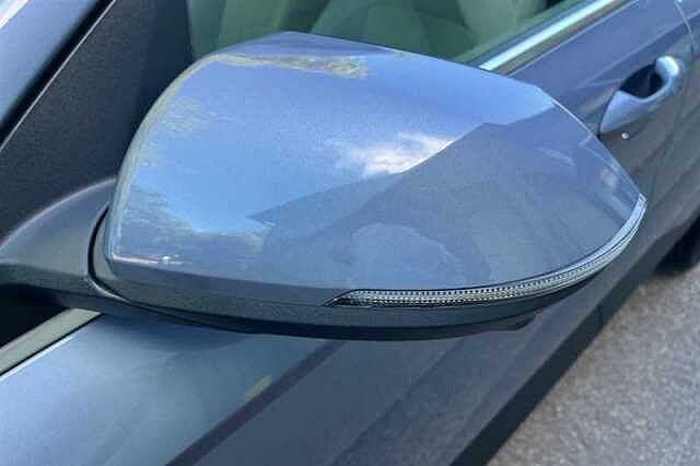Hyundai KONA 1.6 h-GDi Ultimate SUV 5dr Petrol Hybrid DCT Euro 6 (s/s) (141 ps)