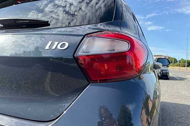 Hyundai I10 1.0 Premium Hatchback 5dr Petrol Manual Euro 6 (s/s) (63 ps)