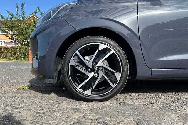 Hyundai I10 1.0 Premium Hatchback 5dr Petrol Manual Euro 6 (s/s) (63 ps)