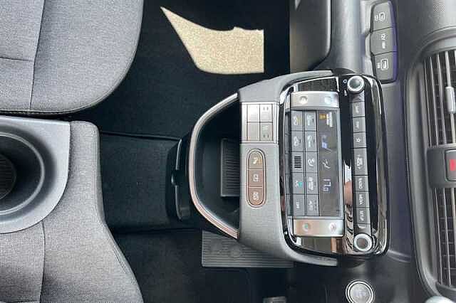 Hyundai INSTER Long Range 49kWh 02 SUV 5dr Electric Auto (115 ps) Beige