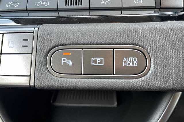 Hyundai INSTER Long Range 49kWh 02 SUV 5dr Electric Auto (115 ps) Beige