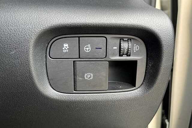 Hyundai INSTER Long Range 49kWh 02 SUV 5dr Electric Auto (115 ps) Beige