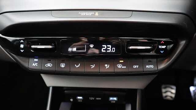 Hyundai BAYON 1.0 T-GDi Tech Line SUV 5dr Petrol Manual Euro 6 (s/s) (90 ps)