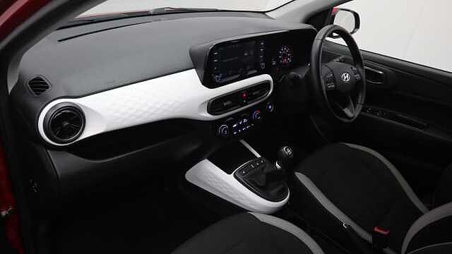 Hyundai I10 1.2 Premium Hatchback 5dr Petrol Manual Euro 6 (s/s) (84 ps) Red