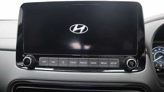 Hyundai KONA 1.6 h-GDi Premium SUV 5dr Petrol Hybrid DCT Euro 6 (s/s) (141 ps)