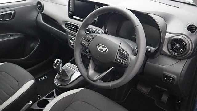 Hyundai i10 1.0 Advance Hatchback 5dr Petrol Auto Euro 6 (s/s) (63 ps)