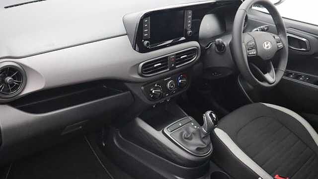 Hyundai i10 1.0 Advance Hatchback 5dr Petrol Auto Euro 6 (s/s) (63 ps)