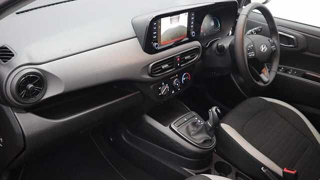 Hyundai i10 1.0 Advance Hatchback 5dr Petrol Auto Euro 6 (s/s) (63 ps)
