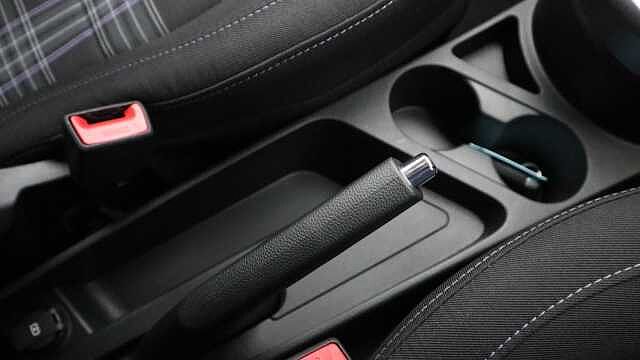 Hyundai i10 1.2 Premium Hatchback 5dr Petrol Auto Euro 6 (s/s) (79 ps)