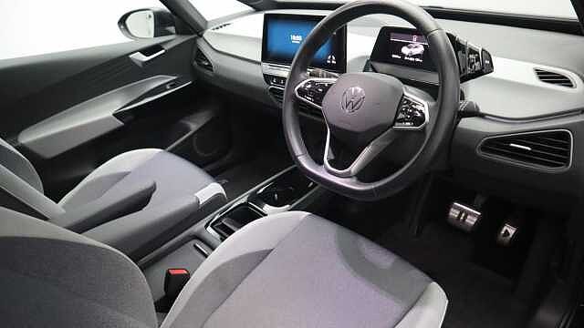 Volkswagen ID.3 Pro Performance 58kWh Family Hatchback 5dr Electric Auto (204 ps)