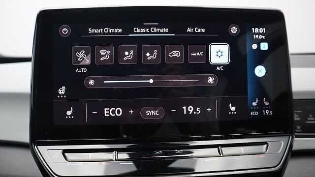 Volkswagen ID.3 Pro Performance 58kWh Family Hatchback 5dr Electric Auto (204 ps)