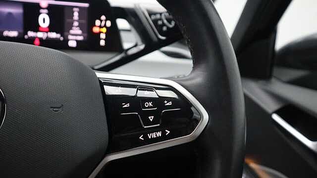 Volkswagen ID.3 Pro Performance 58kWh Family Hatchback 5dr Electric Auto (204 ps)