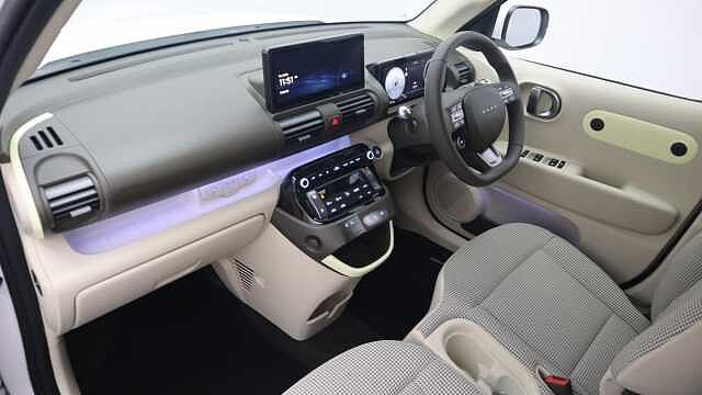 Hyundai INSTER Long Range 49kWh 02 SUV 5dr Electric Auto (115 ps)