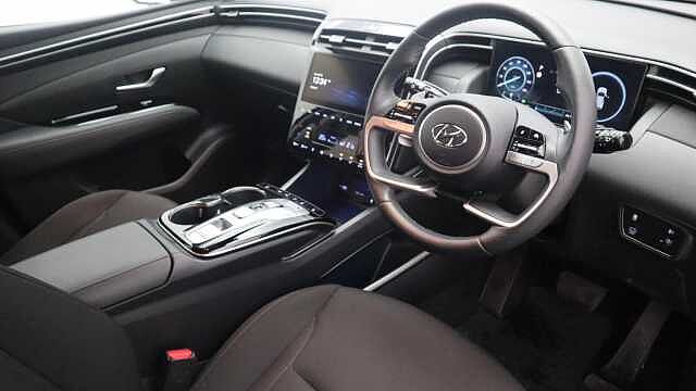 Hyundai TUCSON 1.6 h T-GDi Premium SUV 5dr Petrol Hybrid Auto Euro 6 (s/s) (230 ps) Silver