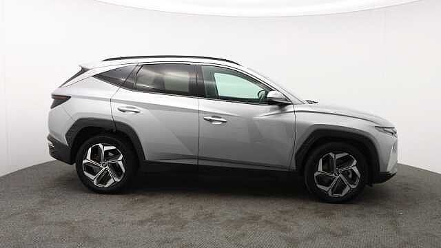 Hyundai TUCSON 1.6 h T-GDi Premium SUV 5dr Petrol Hybrid Auto Euro 6 (s/s) (230 ps) Silver