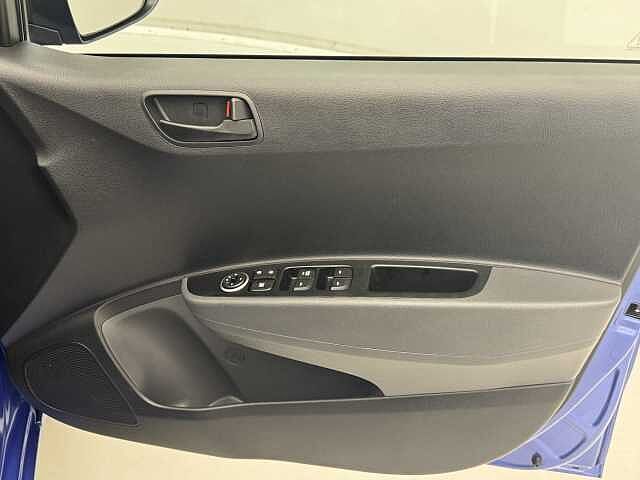 Hyundai I10 1.0 SE 5dr Blue