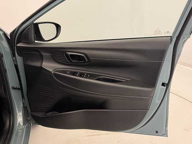 Hyundai i20 1.0T GDi Advance 5dr