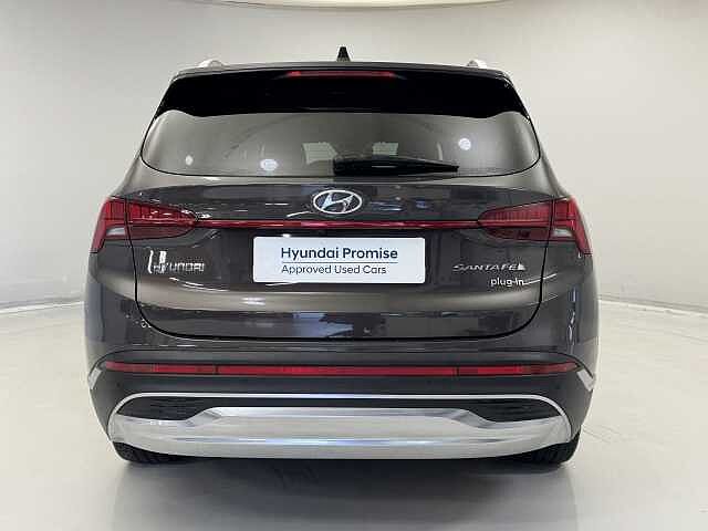 Hyundai Santa Fe 1.6 TGDi Plug-in Hybrid Premium 5dr 4WD Auto