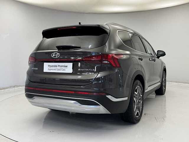 Hyundai Santa Fe 1.6 TGDi Plug-in Hybrid Premium 5dr 4WD Auto