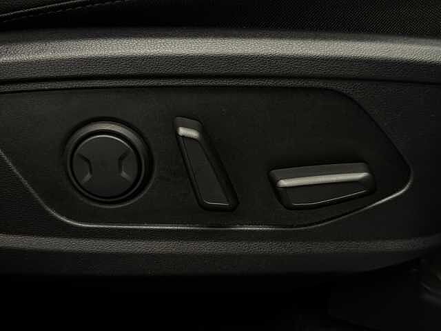 Hyundai Tucson 1.6 TGDi Plug-in Hybrid Ultimate 5dr 4WD Auto