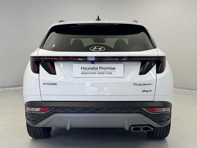 Hyundai TUCSON 1.6 TGDi Plug-in Hybrid Ultimate 5dr 4WD Auto White