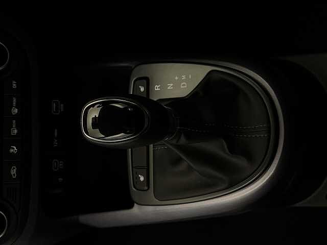 Hyundai i10 1.0 Premium 5dr Auto [Nav]