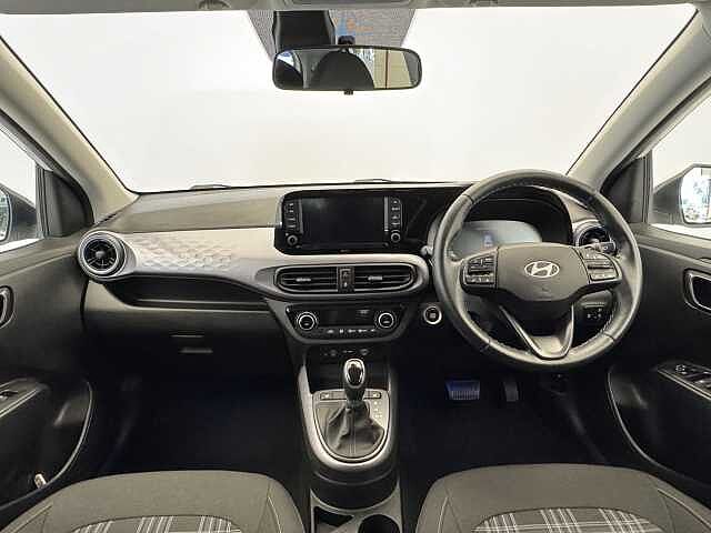 Hyundai i10 1.0 Premium 5dr Auto [Nav]